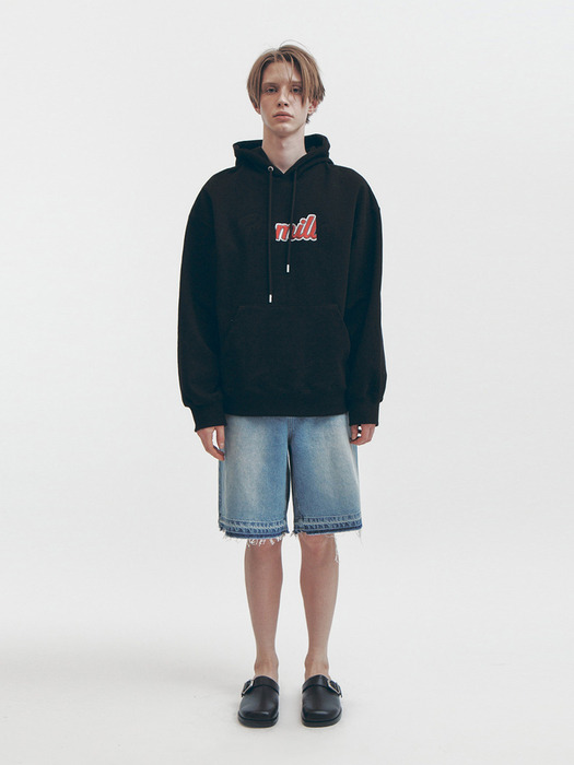 CONTRAST EMBROIDERY OVERSIZED HOODIE (BLACK)