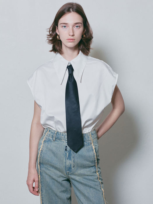 WHITE WINGED SLEEVLESS SHIRT AND TIE