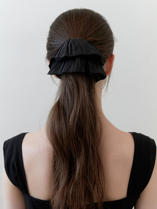 pleats chiffon scrunch - black