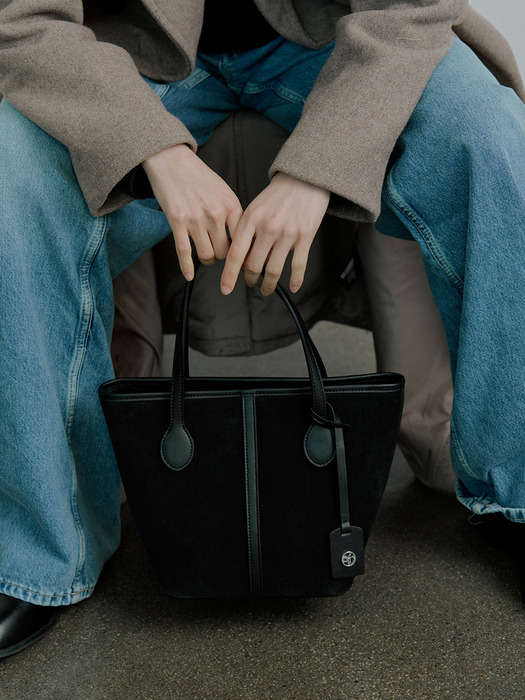 Suede boat bag_ black