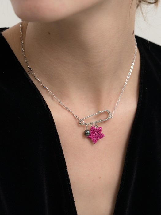 Metalic pink star with mix chain necklace