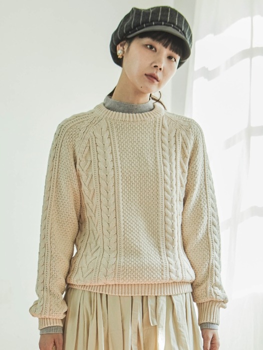 CABLE ROUNDNECK IVORY KNIT