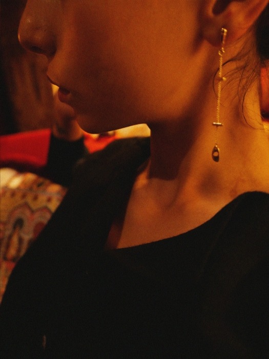vie gold earring