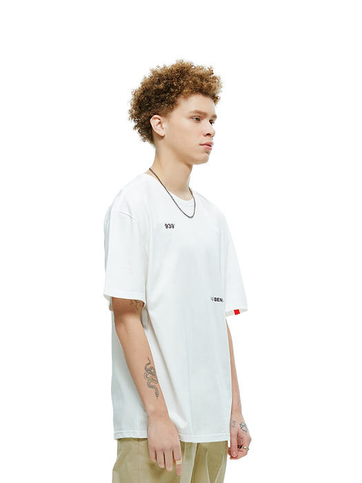 RECTANGLE FRAME T-SHIRTS (WHITE)