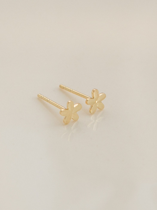 14k gold mini cutting flower earrings (14K 골드)