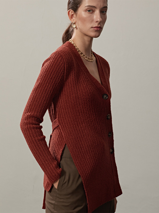 RIBBED-KNIT BUTTONED V-NECK CARDIGAN(BRICK)