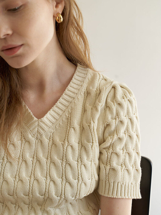 Short Sleeved Cable Knit_Ivory