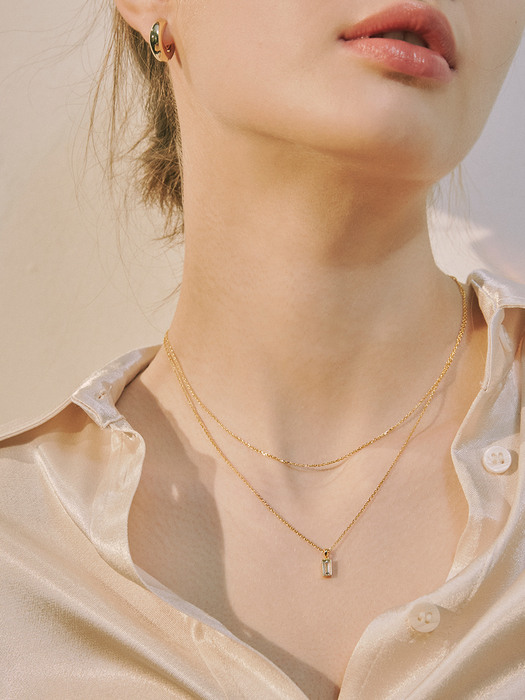 BAGUETTE LAYERED NECKLACE