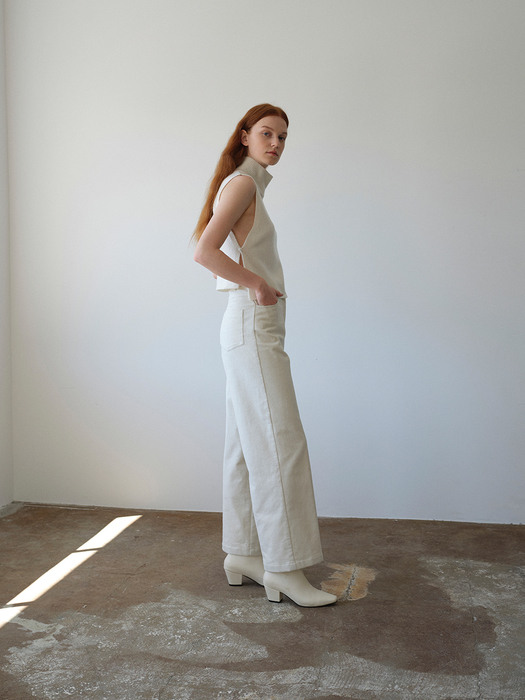 Straight fit corduroy pants / Ivory