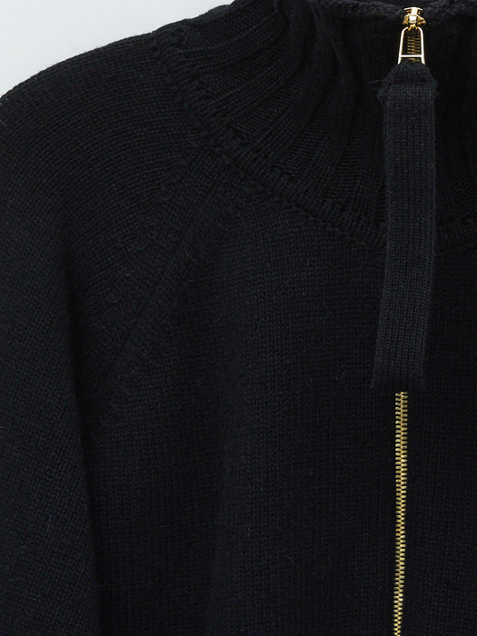 SPELL POINT KNIT ZIP UP IN BLACK
