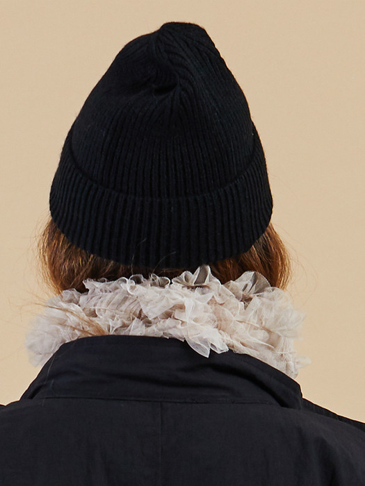 FAN YOUNG roll-up beanie