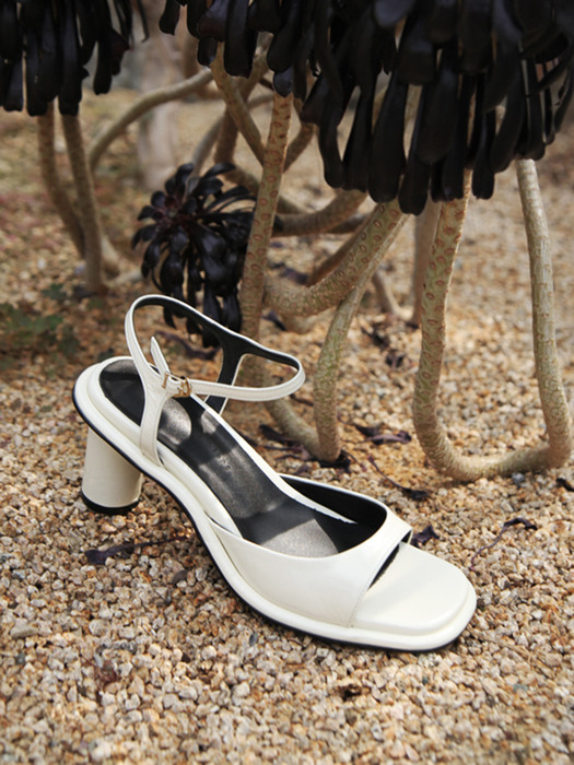 Jenny Sandals Leather Ivory