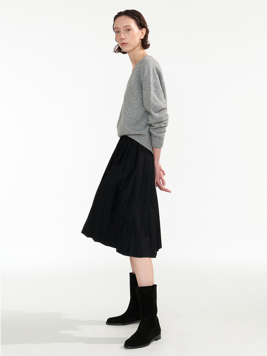 Classic pleated mid-skirt (Black)