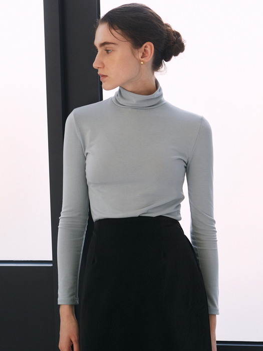 CLASSIC TURTLENECK TOP_SKY BLUE