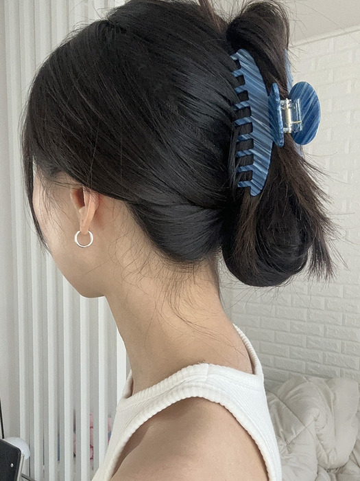 Blue light hair clip