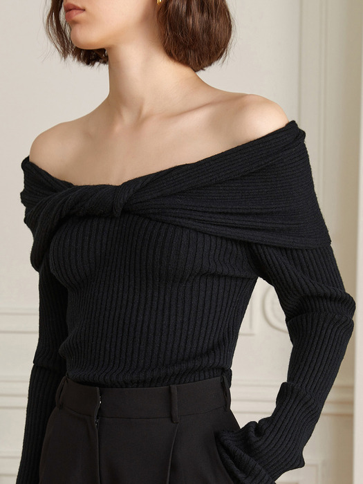 YY_Twist off-shoulder wool black top
