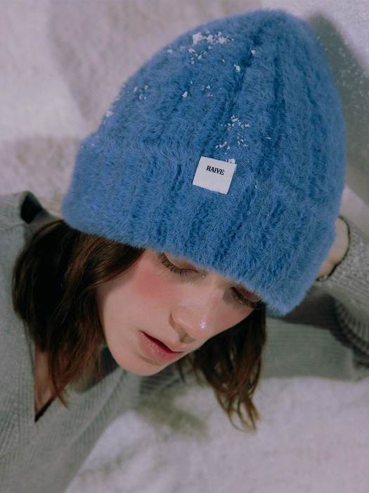 Color Beanie  in Blue VX3WA601-22