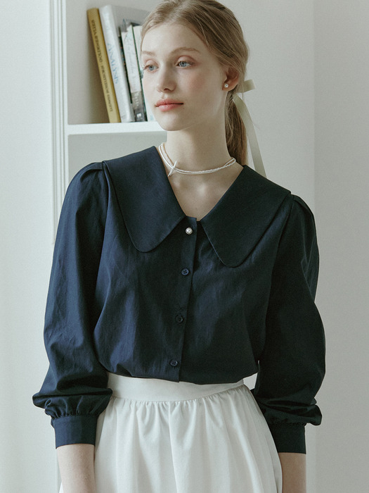 Round Sailor Collar Blouse - Navy