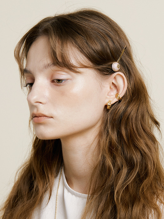 Waveroom Earring (Gold)