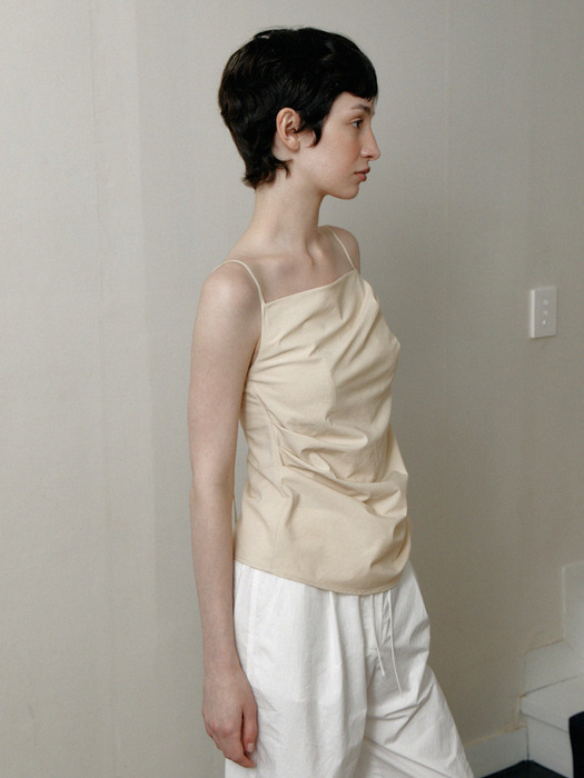 drape sleeveless top (butter)