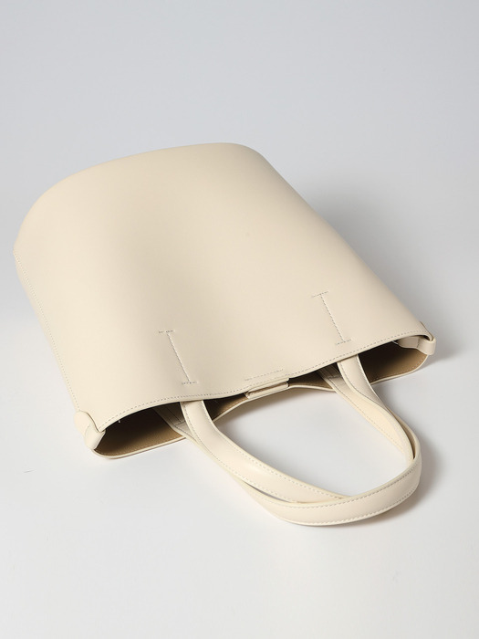 [에어팟 파우치증정]Vegan leather Handle Bucket bag_Ivory