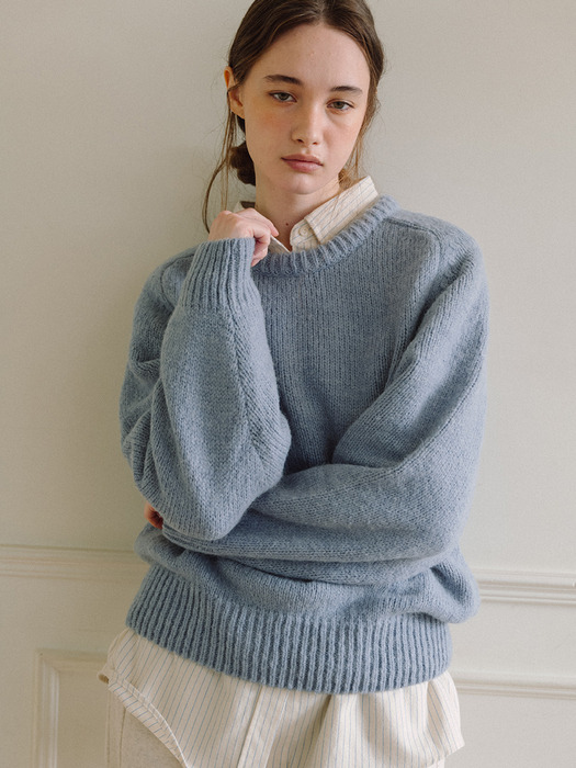 Loose Raglan Knit - Sky blue