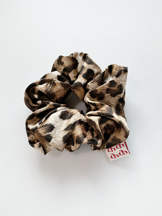 Leopard Scrunchies