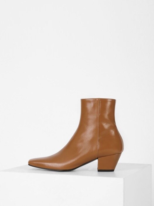 SLIM LINE ANKLE BOOTS - CAMEL