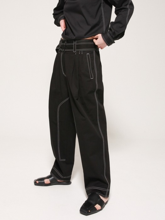 Stitched two tuck pants with belt