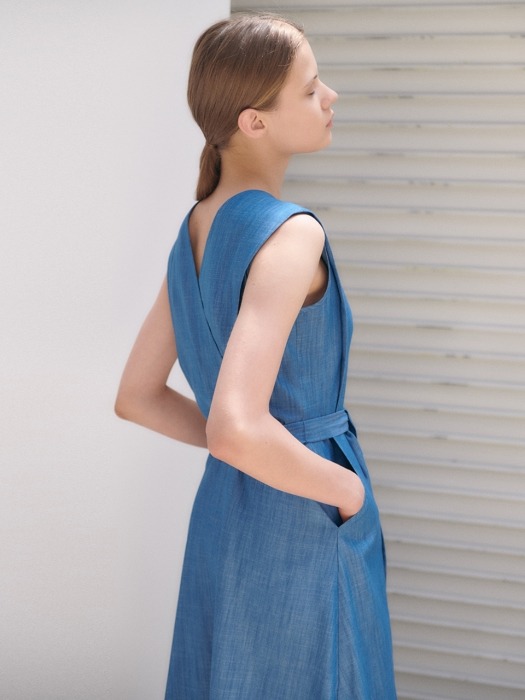 Minimal back wrap dress [BL]