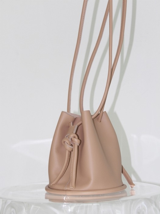 Leather Pipe Bag - Beige