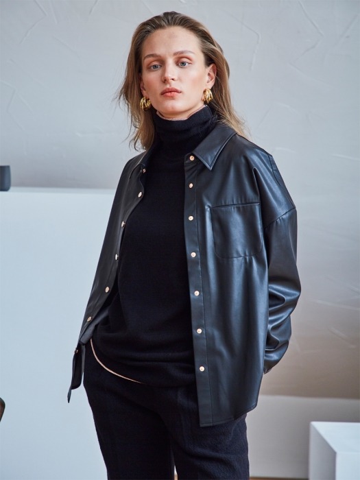 OVERFIT FAUX-LEATHER SHIRT
