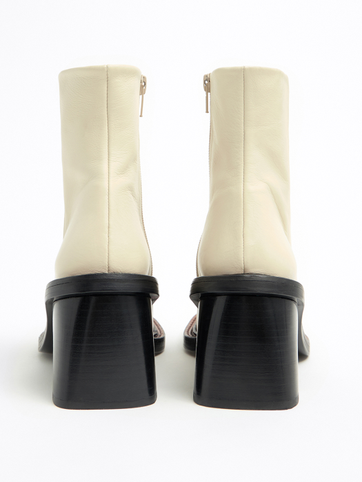 Ivory leather ankle boot_B206AIS004IV