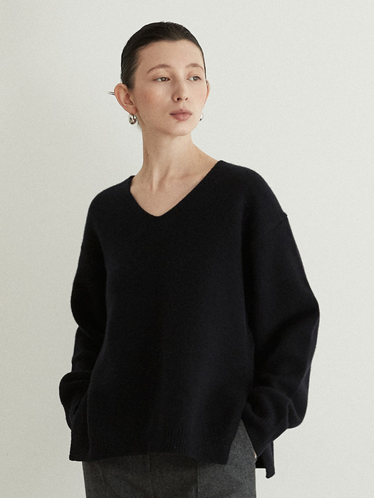 cashmere v neck knit (dark navy)