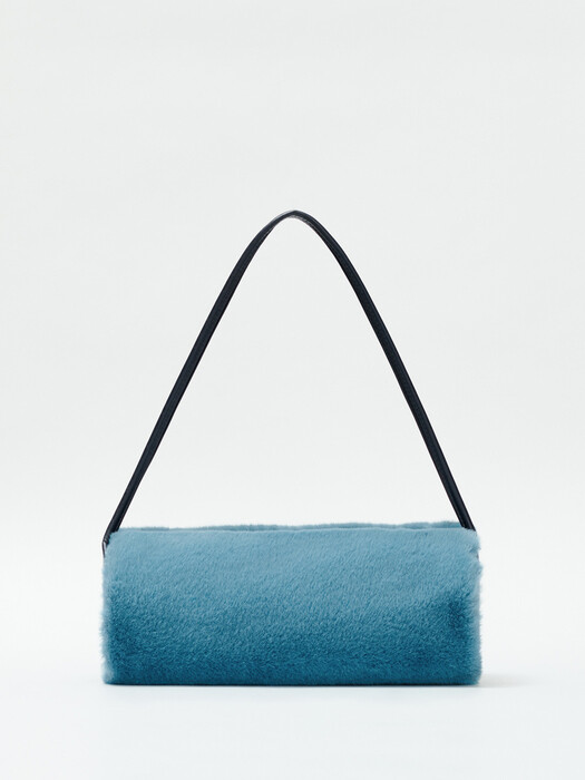 Minimal Barrel Fur Bag_Sky Blue