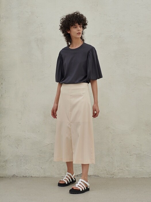 SLIT H LINE SKIRT_IVORY