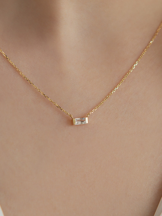 14k Gold Baguette Cubic Pendant Necklace (14k 골드) a13