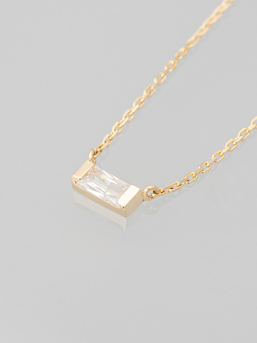 14k Gold Baguette Cubic Pendant Necklace (14k 골드) a13