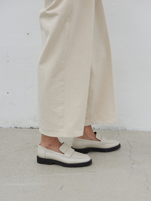 Harper Loafers Leather Ivory