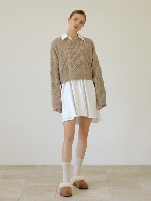 Cable crop round wool Knit (beige) 