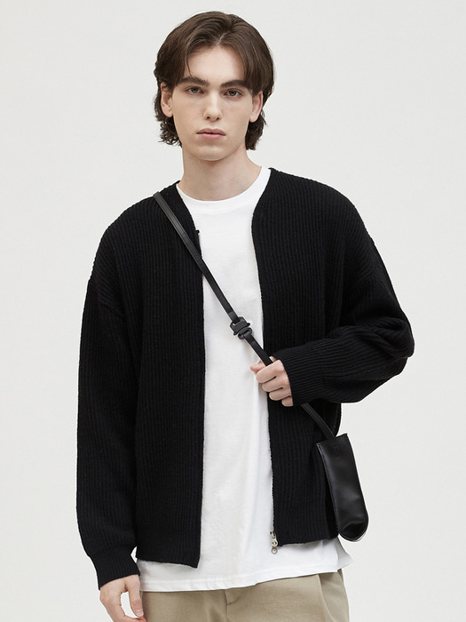 V142 cash wool knit zip up (black)