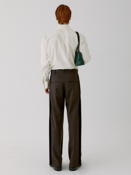 RIVER WAVE WOOL TROUSER [BROWN]