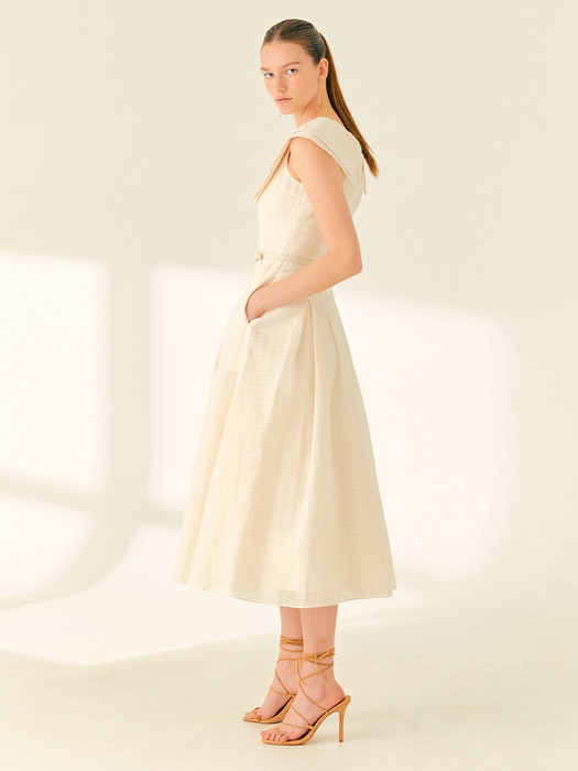 ASHLEY Wide collar flared dress (Cream)