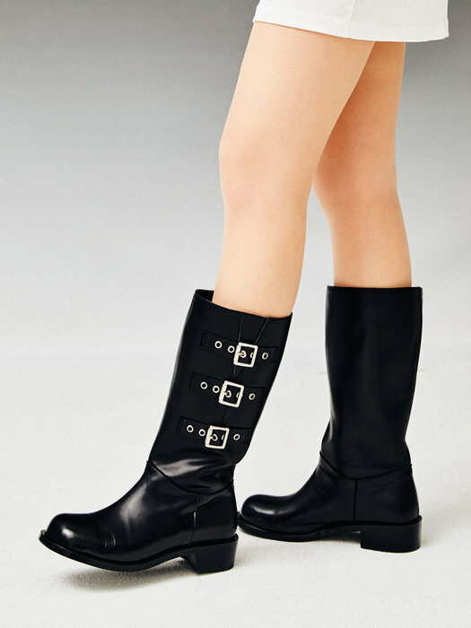 Three belted biker boots (black)