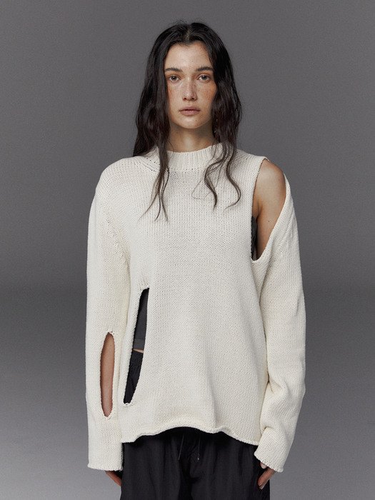 CUT OUT KNIT PULLOVER, CREAM