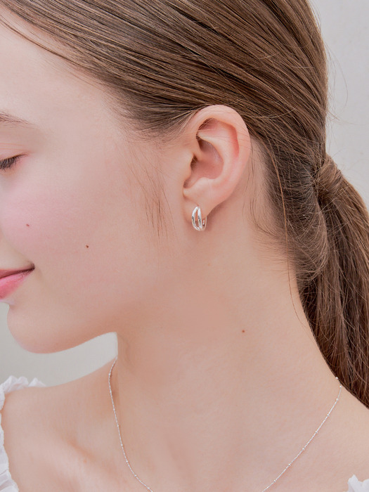 capri line earring