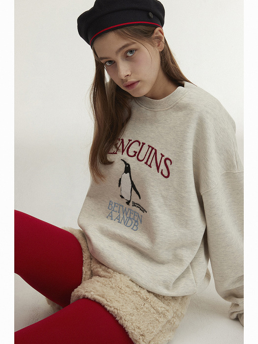 Penguin Embroidery Sweatshirt_Oatmeal