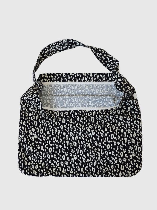 sppe leopard corduroy bag [black]