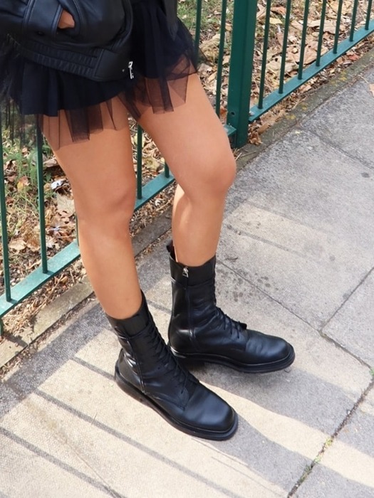 [단독][NEUTE X SOJEANNE] Combat Boots (Black)