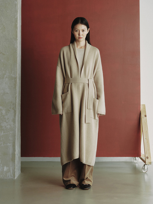 LONG BELT KNIT COAT_PALE BEIGE